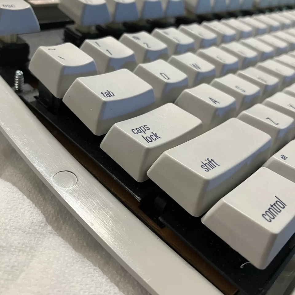 internal keyboard cleaning
